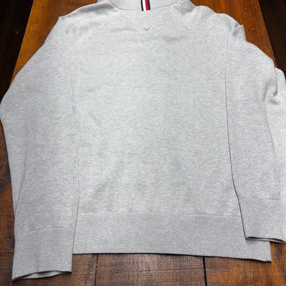 Tommy Hilfiger Light Gray Zip-Up Sweater - Picture 4 of 8